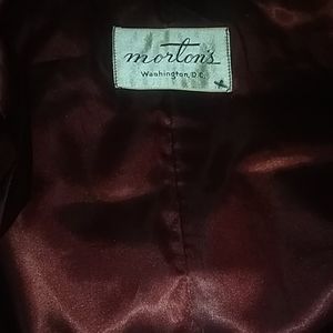 I am selling a ferment coat by morrilton's Washing